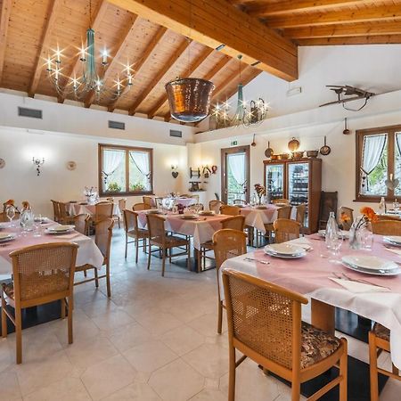 Cadria Nature & Bike Hotel Lenzumo di Concei エクステリア 写真