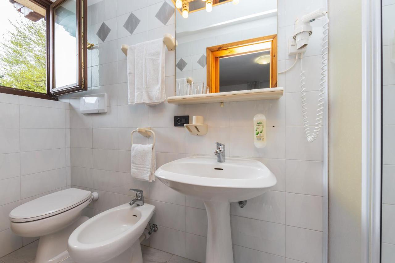 Cadria Nature & Bike Hotel Lenzumo di Concei エクステリア 写真