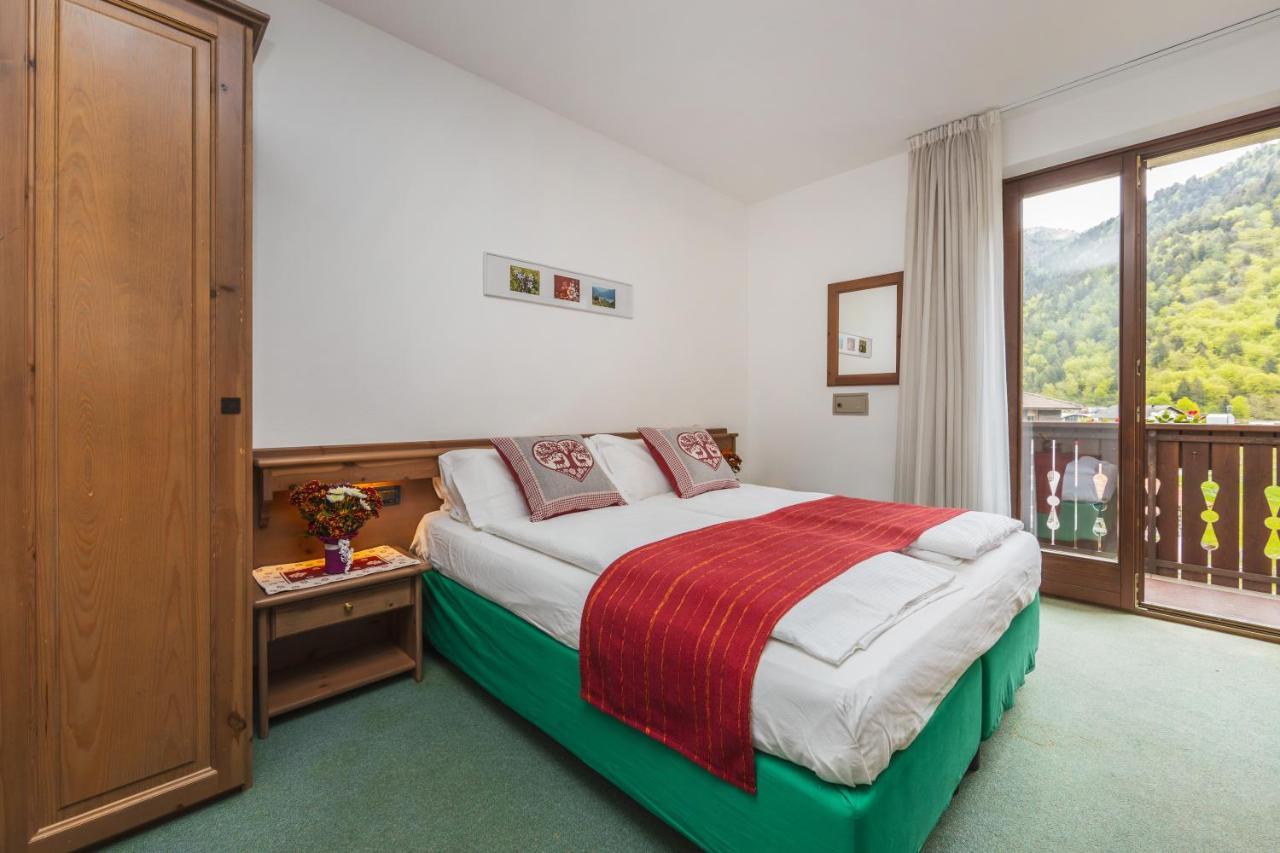 Cadria Nature & Bike Hotel Lenzumo di Concei エクステリア 写真