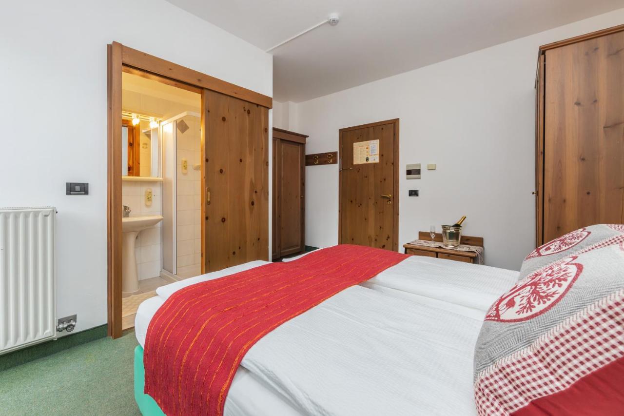 Cadria Nature & Bike Hotel Lenzumo di Concei エクステリア 写真